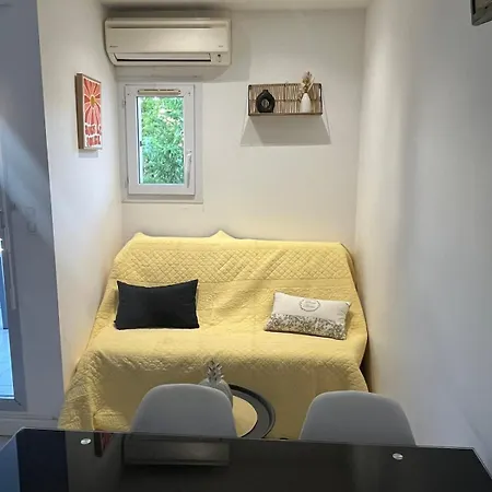 Dans Résidence Avec Piscine Proche Apartamento